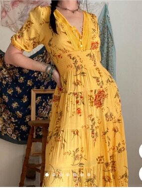 J Gee Yellow Floral Tiered Maxi Dress Puff Sleeves Medium Smocked Waist Flowy